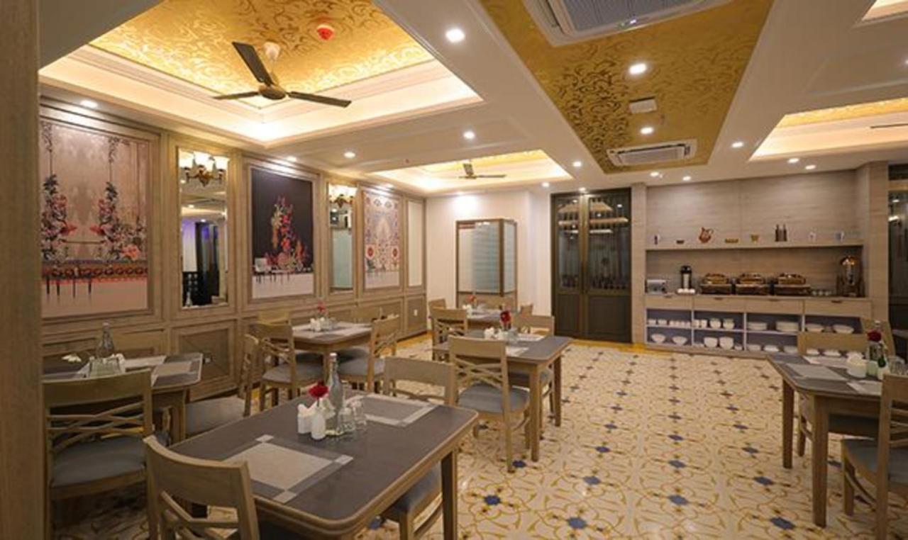 Fabhotel Prime Hampton By Ic'S Noida Dış mekan fotoğraf
