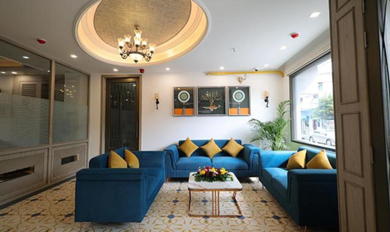 Fabhotel Prime Hampton By Ic'S Noida Dış mekan fotoğraf